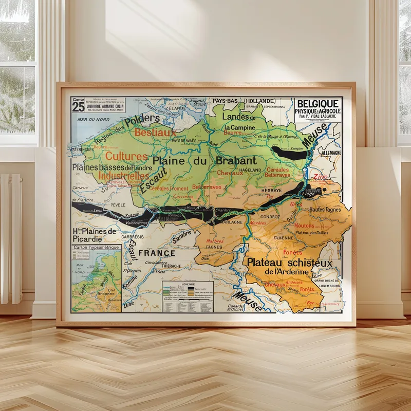 Carte Vidal-Lablache n° 25, Belgique, physique et agricole accrochée dans un intérieur, en situation