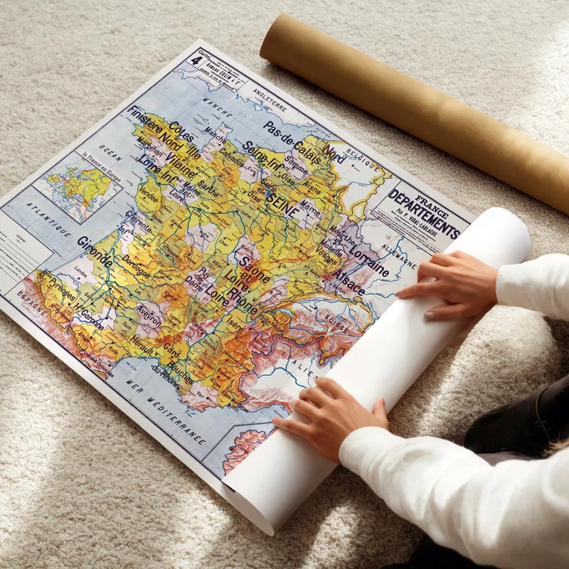 Carte Vidal-Lablache n° 4, France, départements sur poster papier, livrée roulée en tube carton